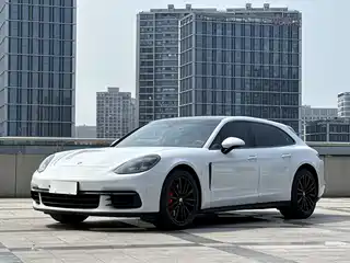 Porsche Panamera 2018