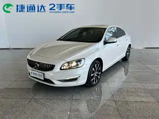 Volvo S60 2020