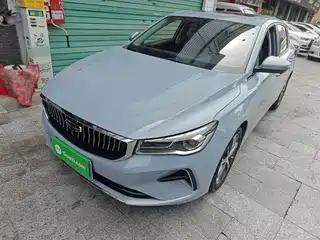 Geely Emgrand 2023