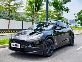 Tesla Model Y 2023
