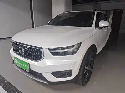Volvo XC40 2021
