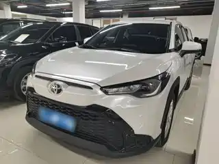 Toyota Frontlander 2023