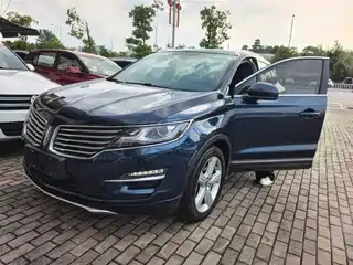 Lincoln MKC 2017