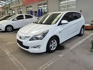 Hyundai Reina 2016