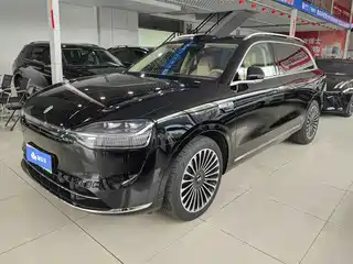 AITO Wenjie M9 2025