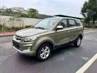 BAIC Huansu S3 2015