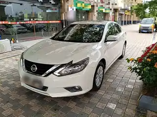 Nissan Teana 2017