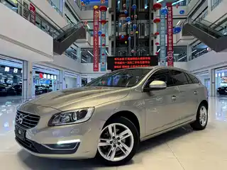 Volvo V60 2016