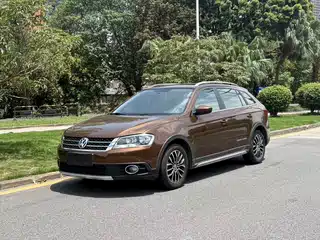 Volkswagen Gran Lavida 2013