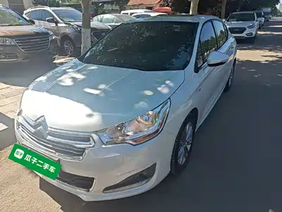 Citroën C4L 2015