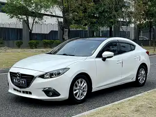 Mazda Mazda3 Axela 2015