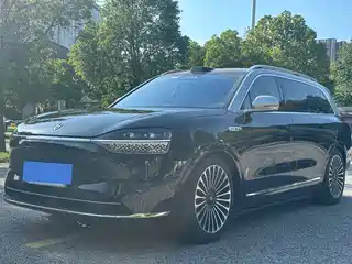 AITO Wenjie M9 2025