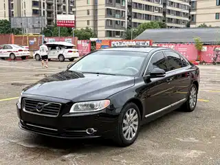 Volvo S80L 2013