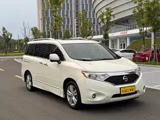Nissan Quest 2017
