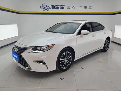 Lexus ES 2016