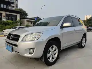 Toyota RAV4 Rongfang 2011