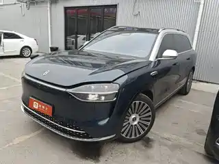 AITO Wenjie M9 2025