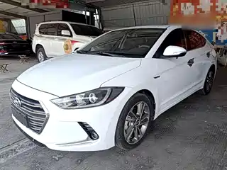 Hyundai Elantra 2019