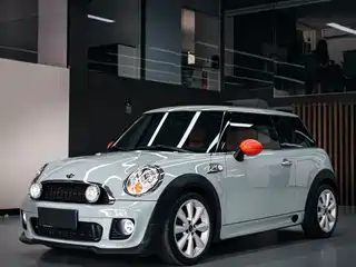 MINI MINI 2011