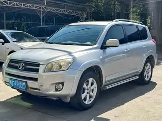 Toyota RAV4 Rongfang 2011