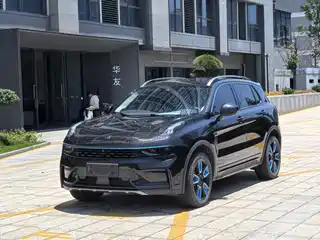 Lynk & Co 01 2022