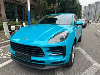 Porsche Macan 2021