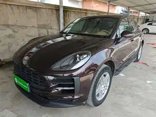 Porsche Macan 2016