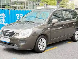 Kia Carens 2011