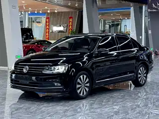 Volkswagen Sagitar 2017