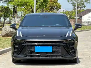 Lynk & Co 03 2020