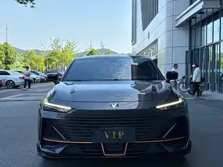 Changan UNI-V 2024