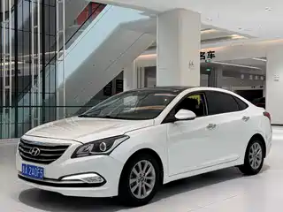 Hyundai Mistra 2015