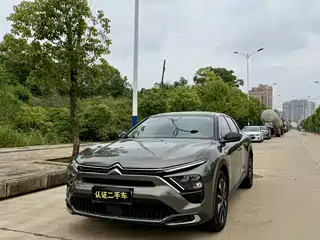 Citroën Versailles C5 X 2022