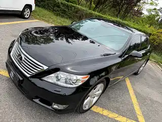Lexus LS 2010