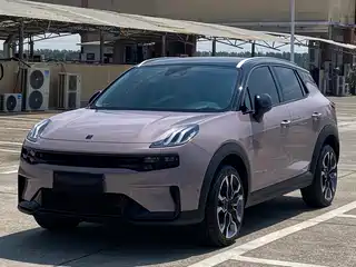 Lynk & Co 06 2023