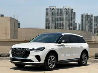 Lincoln Adventurer 2023