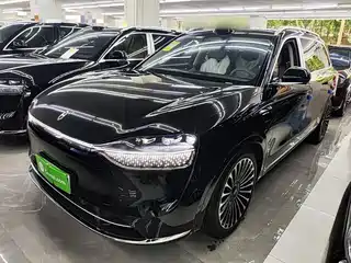 AITO Wenjie M9 2025