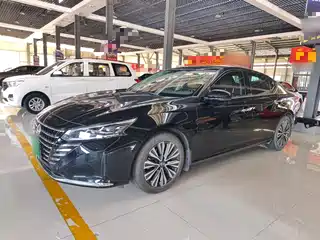 Nissan Teana 2024