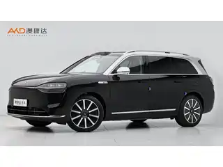 AITO Wenjie M9 2025