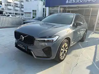 Volvo XC60 2022