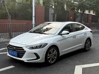 Hyundai Elantra 2018