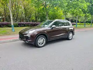 Porsche Cayenne 2014