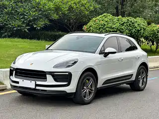 Porsche Macan 2022