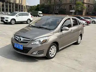 BAIC E-Series 2015