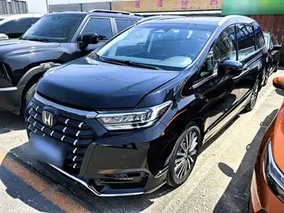 Honda Elysion 2025