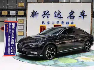 Volkswagen Magotan 2025