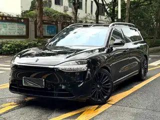 AITO Wenjie M9 2023