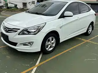 Hyundai Verna 2016