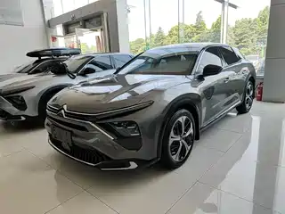Citroën Versailles C5 X 2021