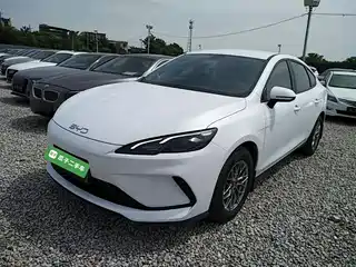 BYD Hai Bao 05 DM-i 2025